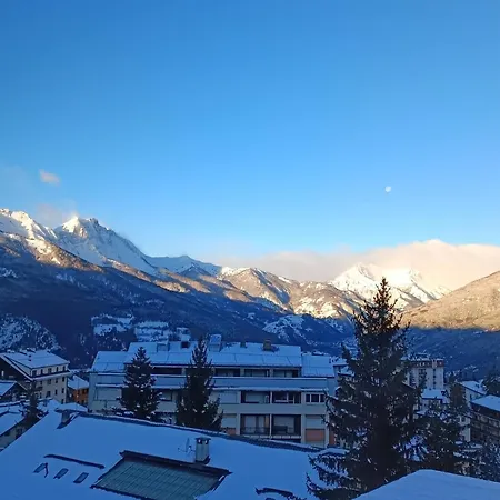 Apartment Maison Seguret 50mt From Sky Lifts